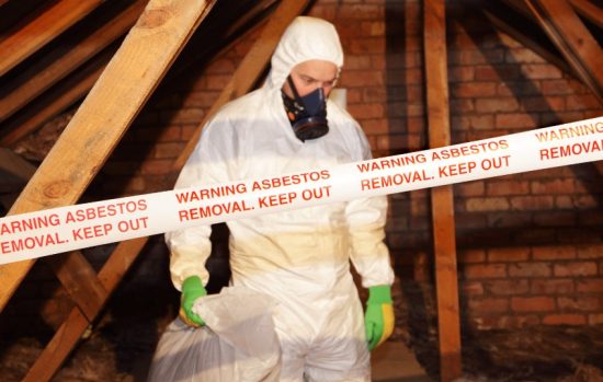  when was asbestos banned in canada 