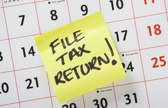 How To File Your Tax Return In Canada 550x353 