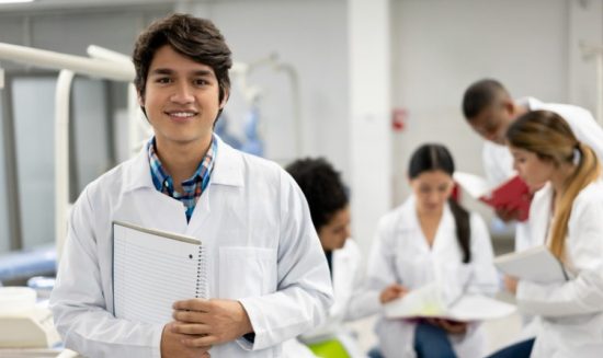 What's the Lowest GPA for Medical School?