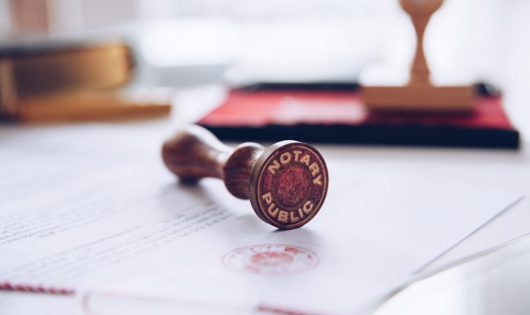 How to Become a Notary in Ontario?