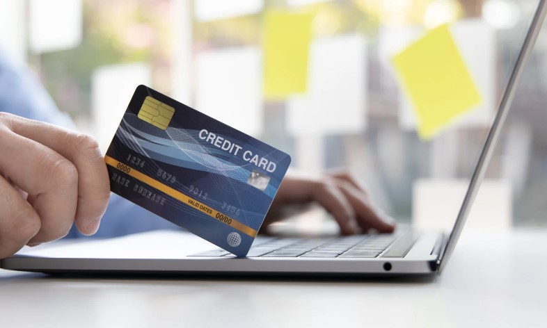 Top 10 Instant Approval Credit Cards in Canada