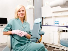 What is the Average Dental Hygienist Salary in Canada?