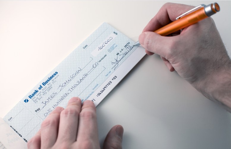 How to Write a Cheque in Canada? - A Step-by-Step Guide