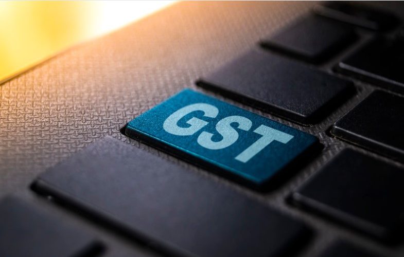 What is the Maximum Income to Qualify for GST Credit?
