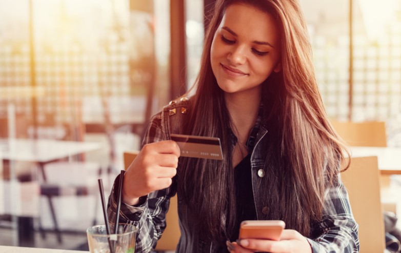 9 Best Secured Credit Cards in Canada