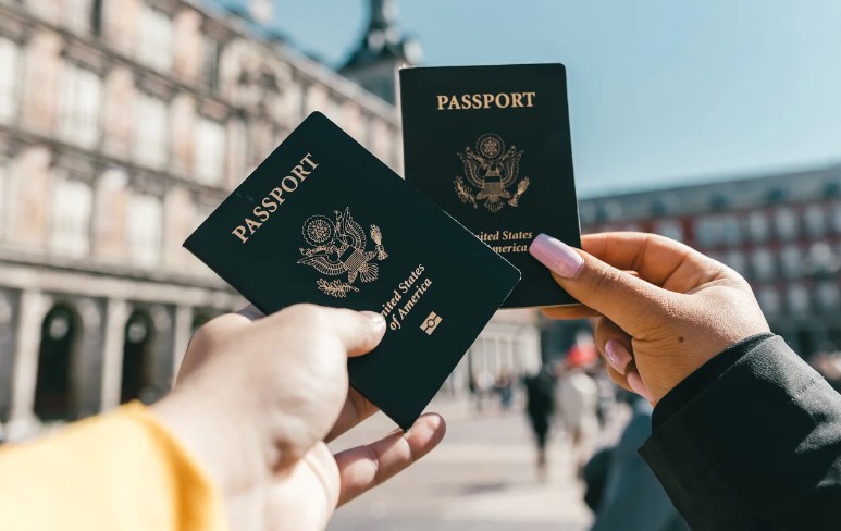 How to Renew U.S Passport in Canada?